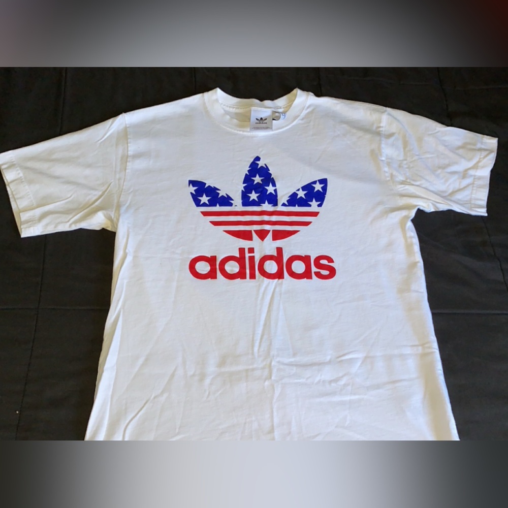 Adidas athletic tee